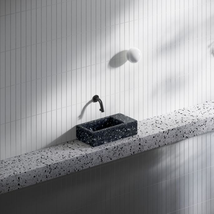 Clou Flush 3 CL0380031 Ecorazzo fontein 36cm heelal zwart PE