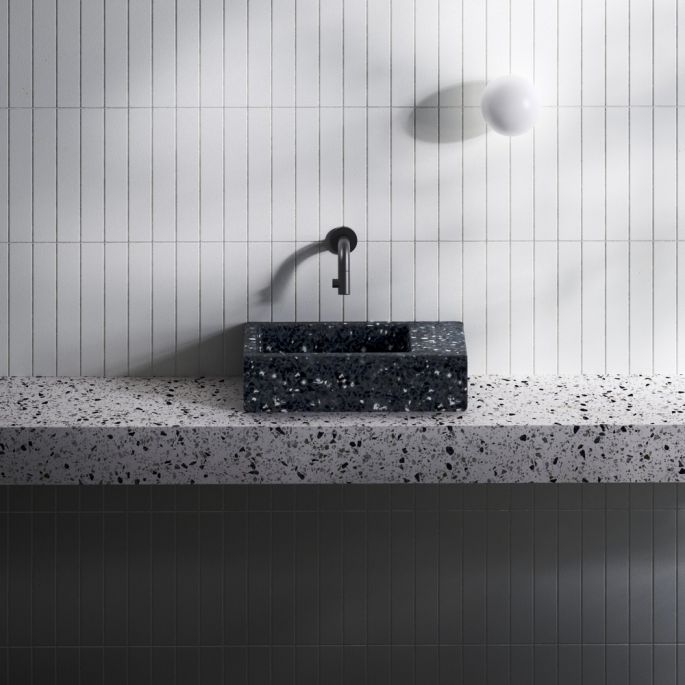 Clou Flush 3 CL0380031 Ecorazzo fontein 36cm heelal zwart PE